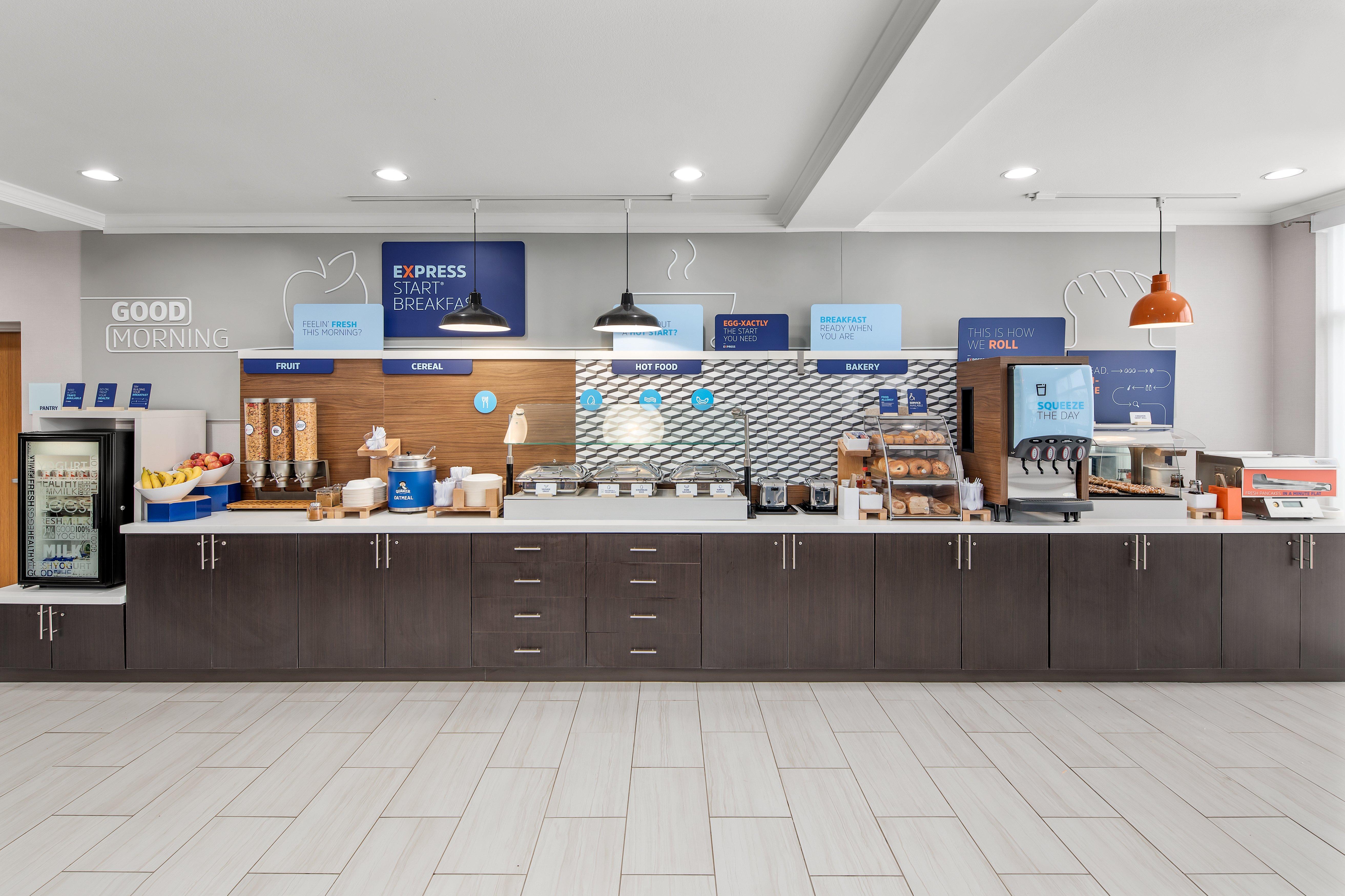 Holiday Inn Express Hotel & Suites Palm Bay By Ihg Eksteriør billede